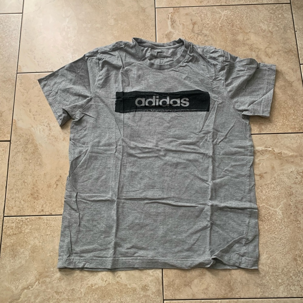 Adidas t shirt